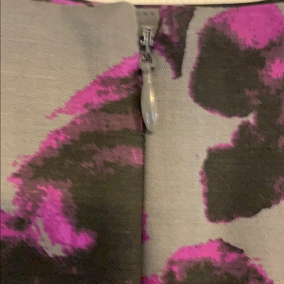LORD & TAYLOR gray/black/fuchsia skirt size 16W. - Picture 4 of 7